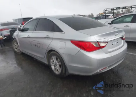 2013 Hyundai Sonata Gls z USA, uszkodzony, nr VIN 5NPEB4AC3DH690481
